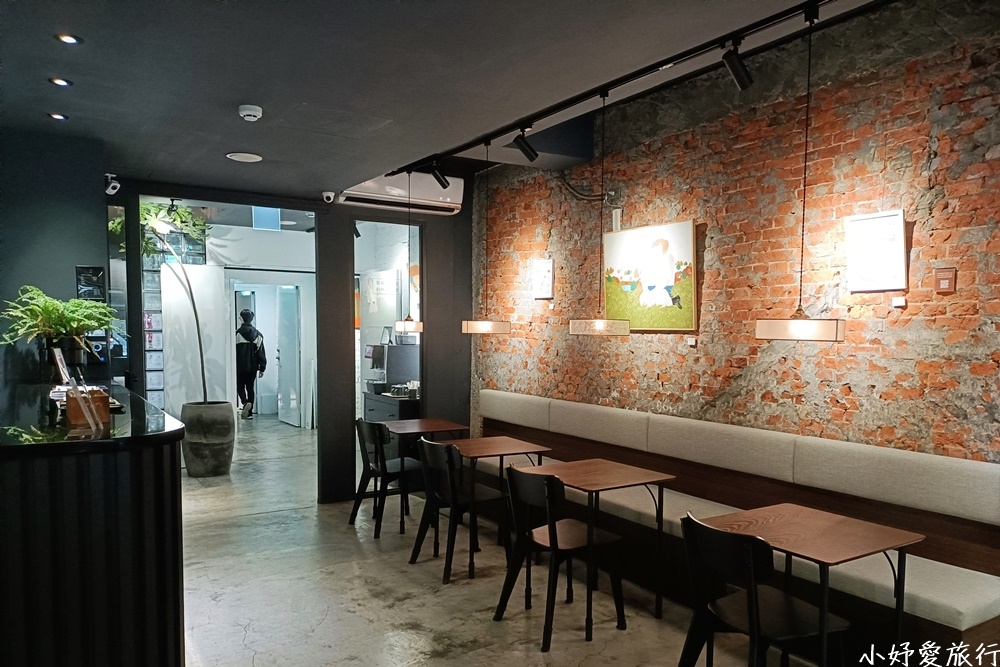 10雨島旅店