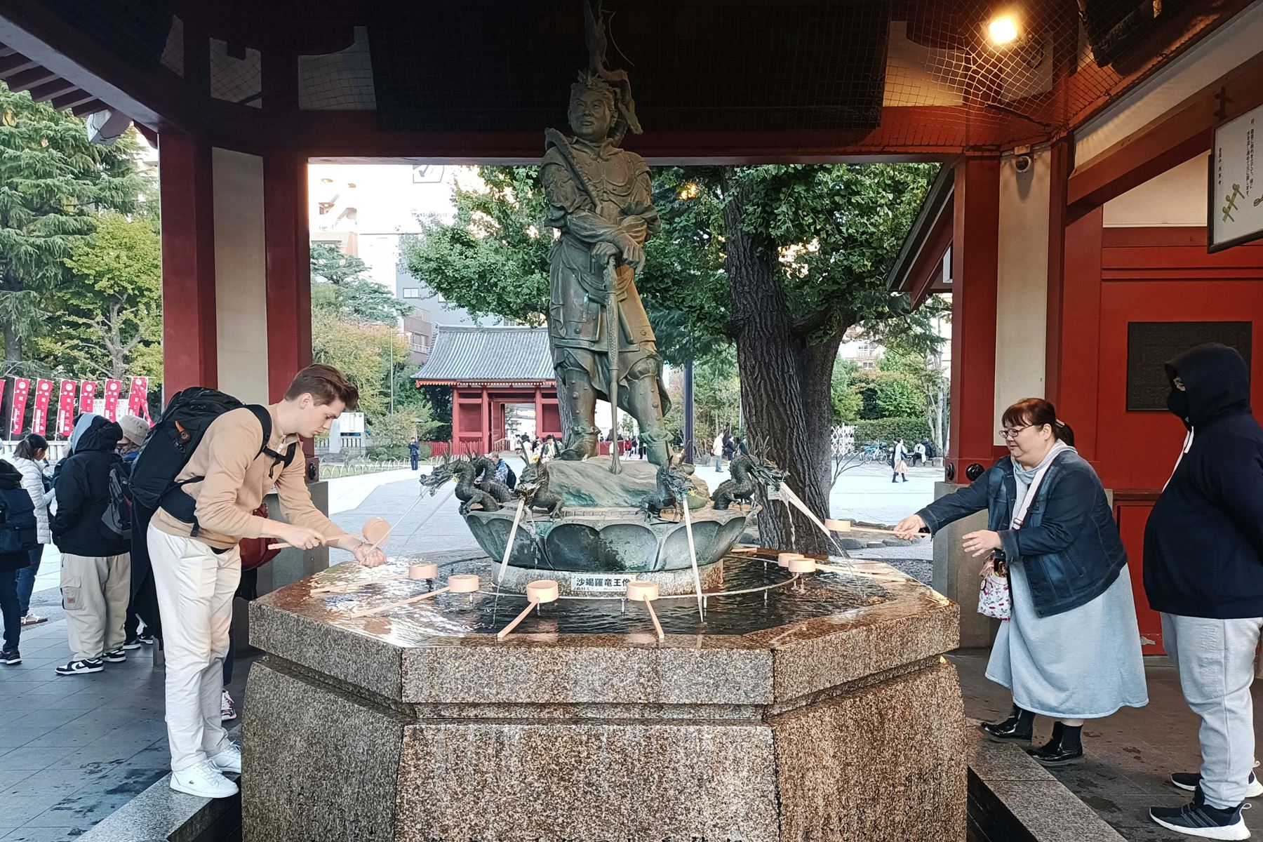 14 淺草寺