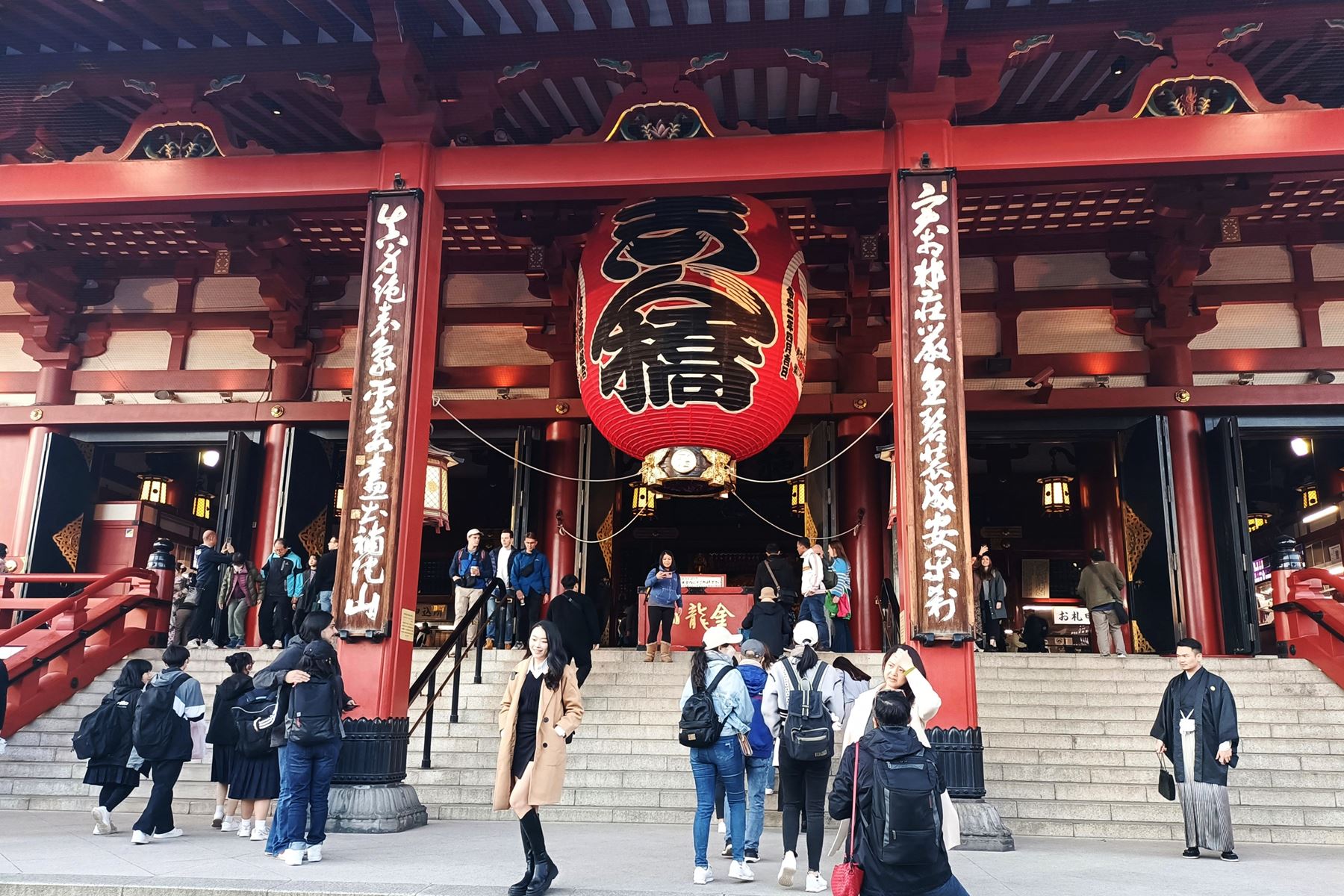 17 淺草寺
