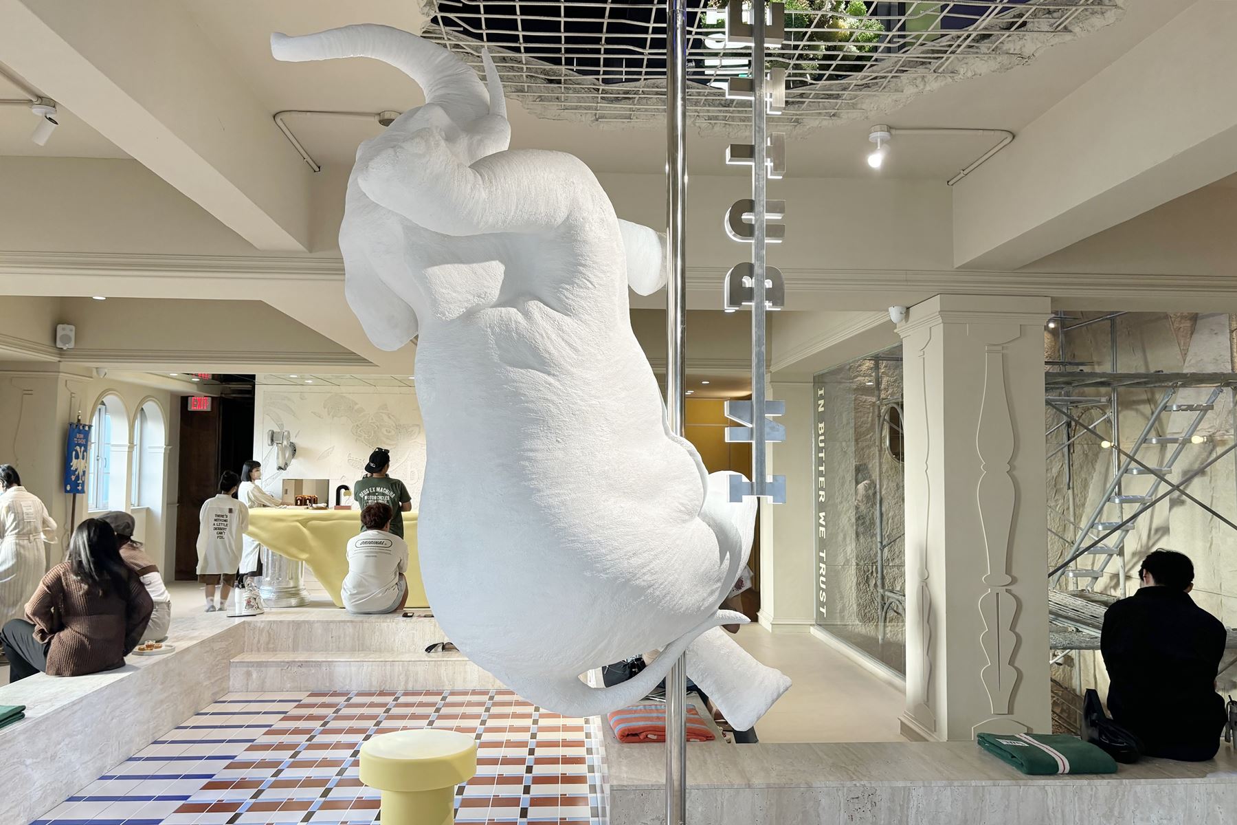 16 奶油飯店