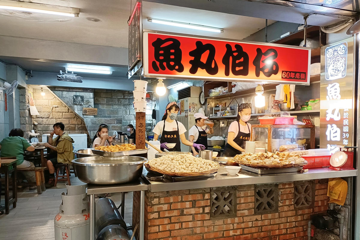 新北景點|九份老街:漫遊山城巷弄,品嚐七大必吃美食 - 第14張圖 新北景點|九份老街:漫遊山城巷弄,品嚐七大必吃美食