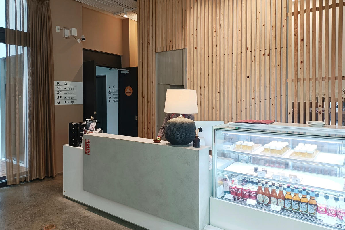 台中住宿｜嬉行旅 Hotel Si：女性友善×文青風設計旅店