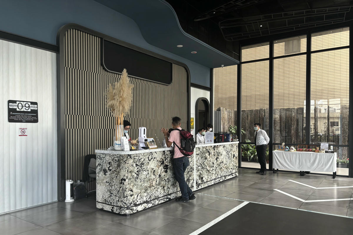 台中住宿｜探索私旅 Explore Hotel：住進航空主題設計旅店！