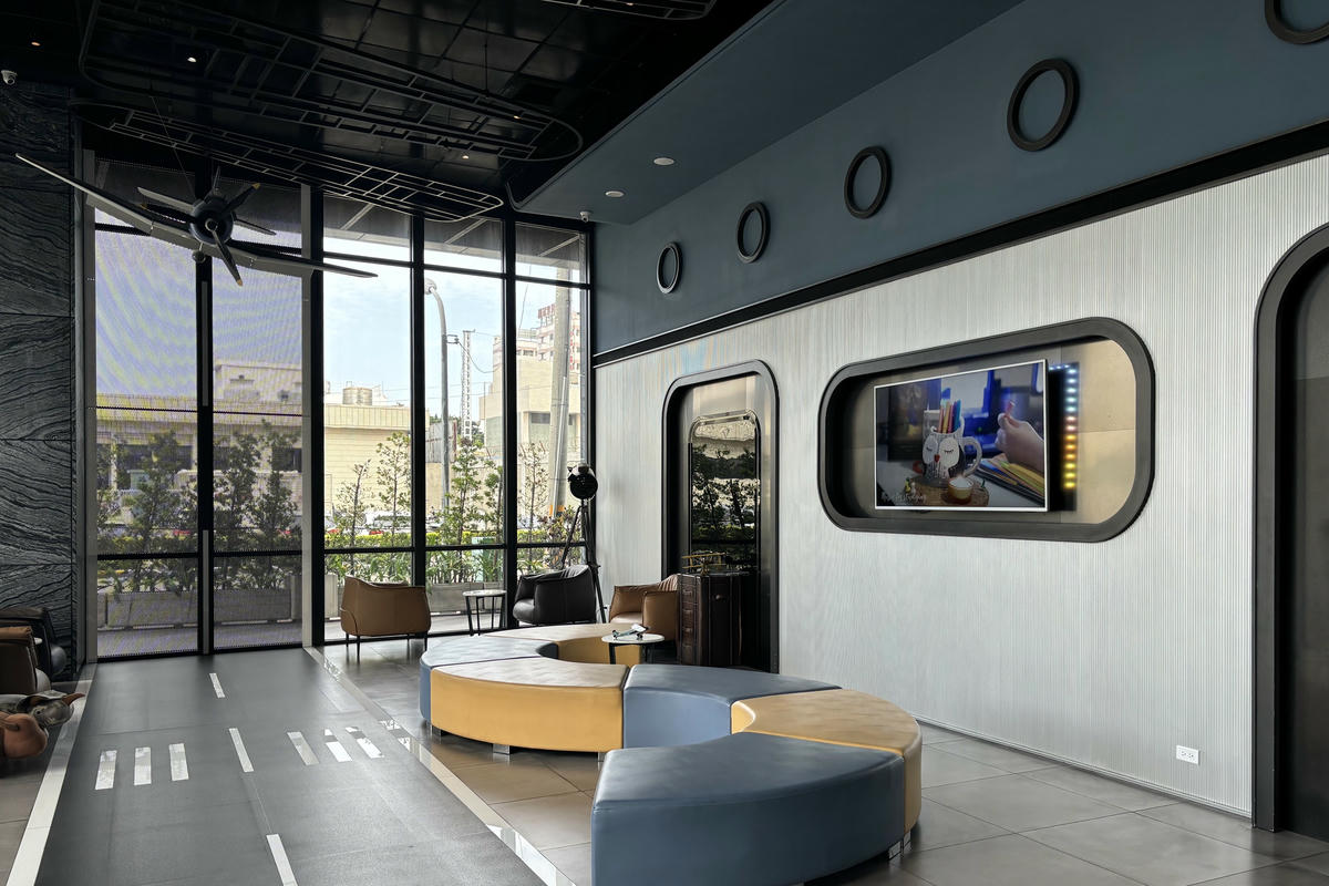 台中住宿｜探索私旅 Explore Hotel：住進航空主題設計旅店！