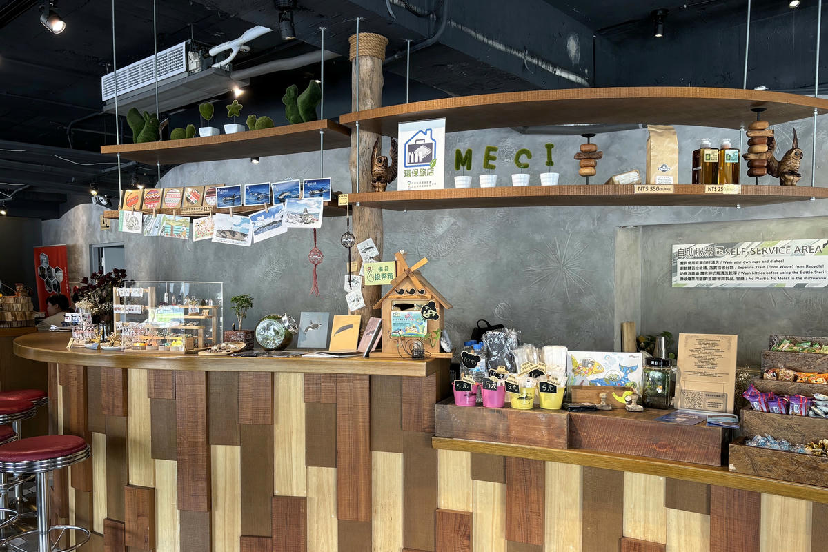 花蓮住宿|回然慢時旅居:花蓮火車站旁平價文創旅店 - 第11張圖 花蓮住宿|回然慢時旅居:花蓮火車站旁平價文創旅店